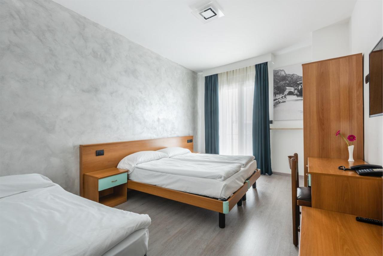 Hotel De Nac Torbole Sul Garda Ngoại thất bức ảnh