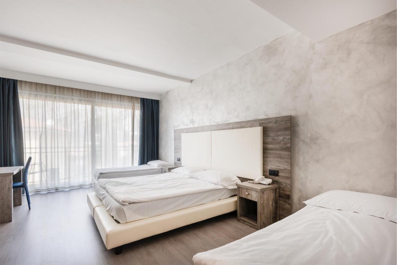 Hotel De Nac Torbole Sul Garda Ngoại thất bức ảnh